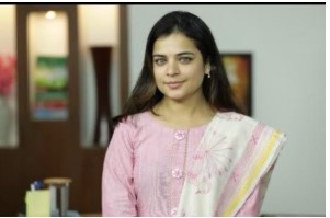 Ms. Saloni Khanna